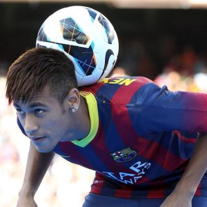 【ayx】热闻｜北伦敦德比现神迹！埃泽帽子戏法弑旧主，枪手6分领跑英超