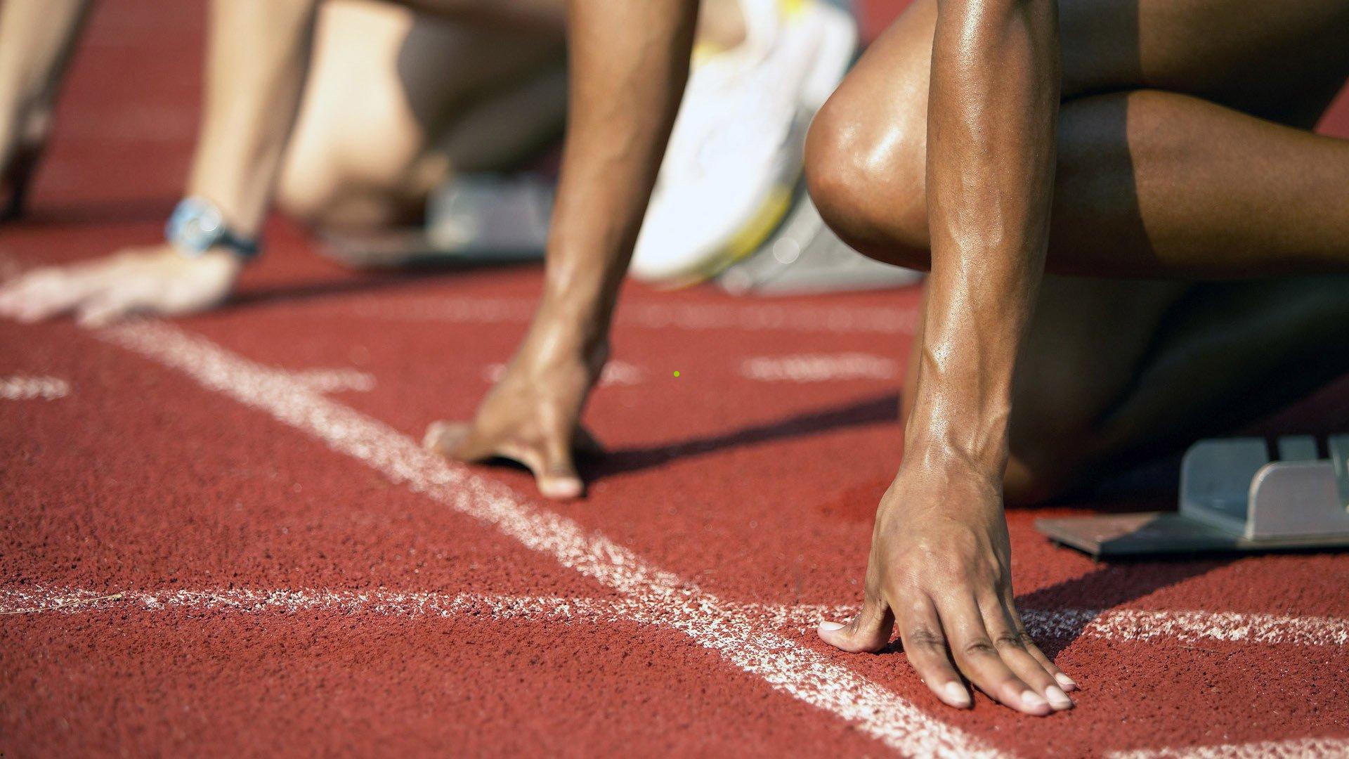 半场风暴，莱比锡四球横扫奥格斯堡，迪奥曼德与罗慕洛传射铸就辉煌